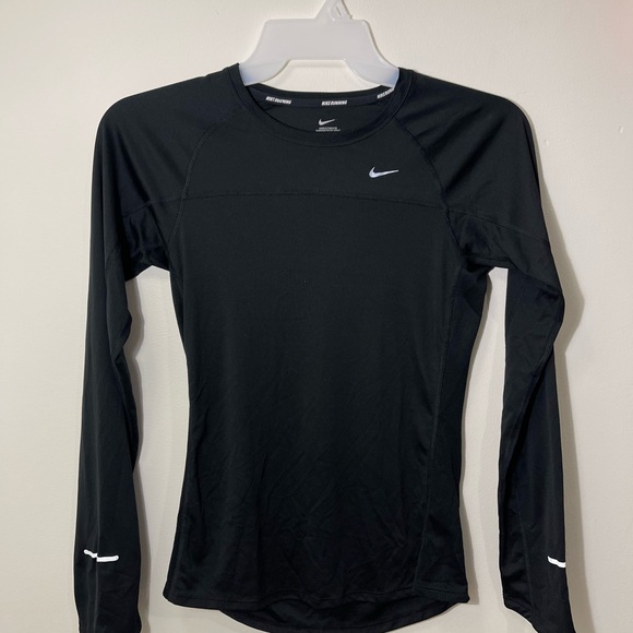 Nike Women's Black Long Sleeve Tee - Picture 1 of 3